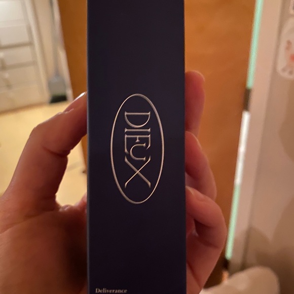 Dieux skincare - Picture 2 of 3